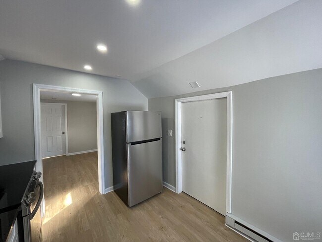 Foto del edificio - 30 Boehmhurst Ave