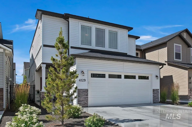 Building Photo - 4129 E Esperanto St