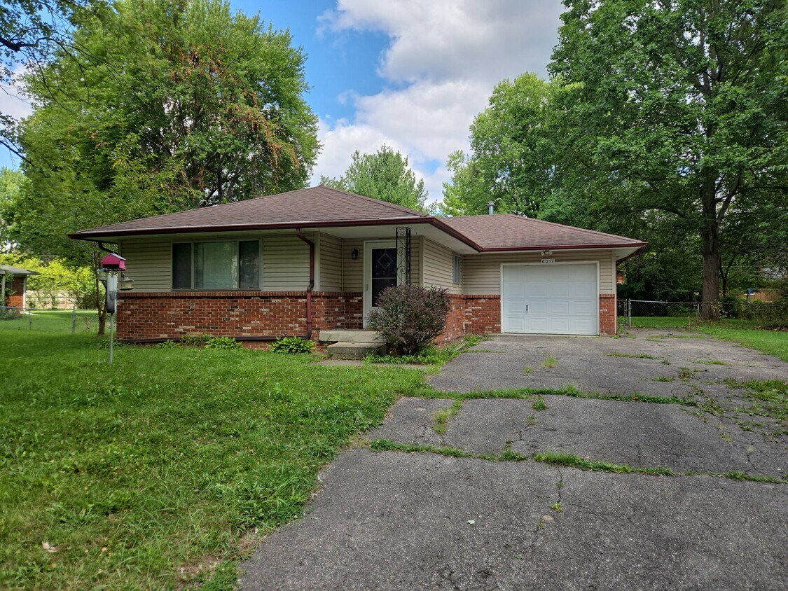 Primary Photo - 6017 Northland Rd