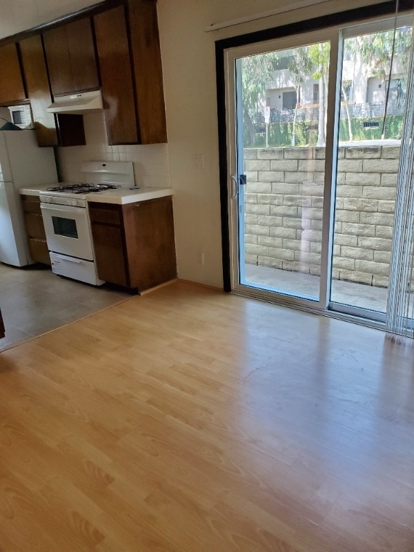 Photo - 2511 Abbot Kinney Blvd Apartment