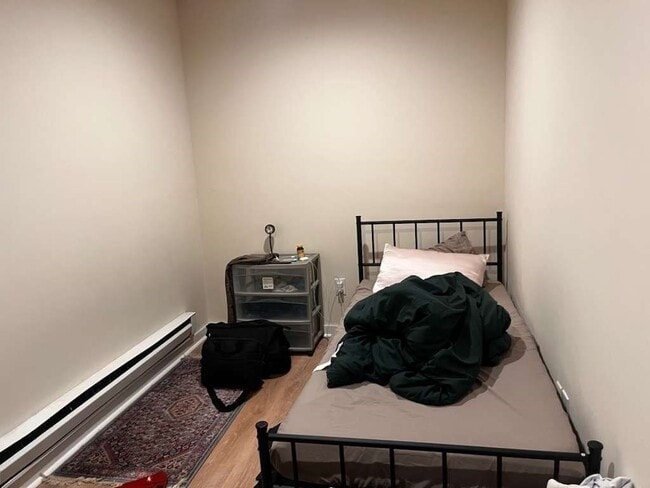 Foto del edificio - 452 Park Dr