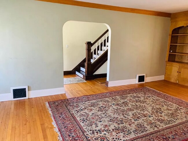 Building Photo - 388 Beech St