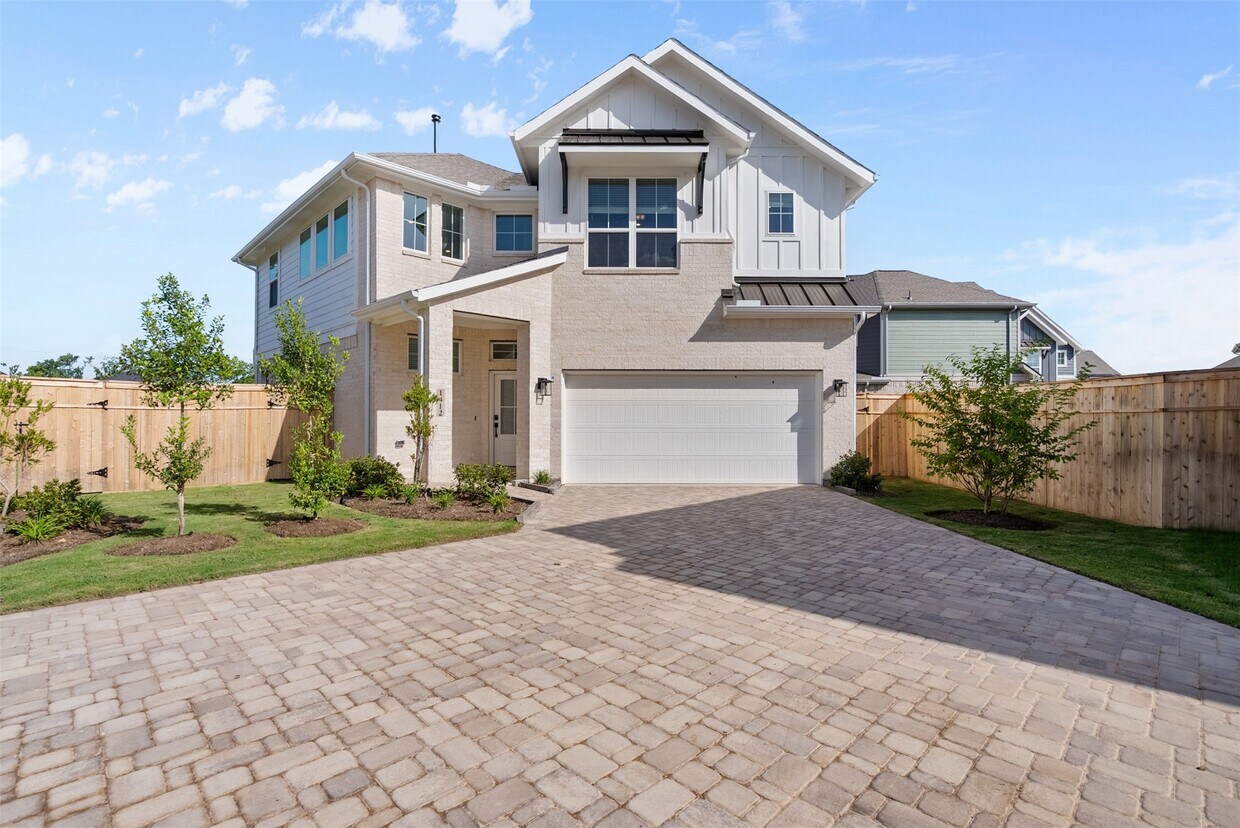 Foto principal - 1412 Shaded Rock Dr