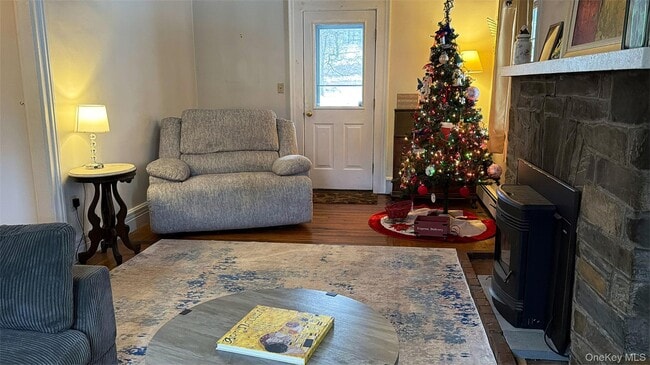 Building Photo - 2293 NY-9G