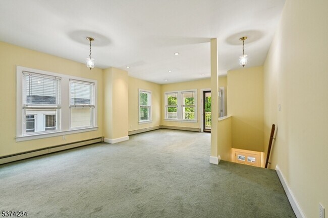 Foto del edificio - 53 Wetmore Ave