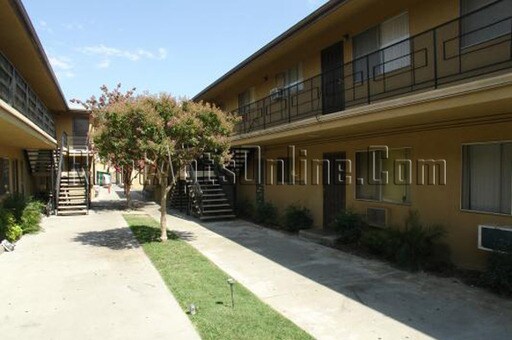 Foto del edificio - 7326 Variel Ave