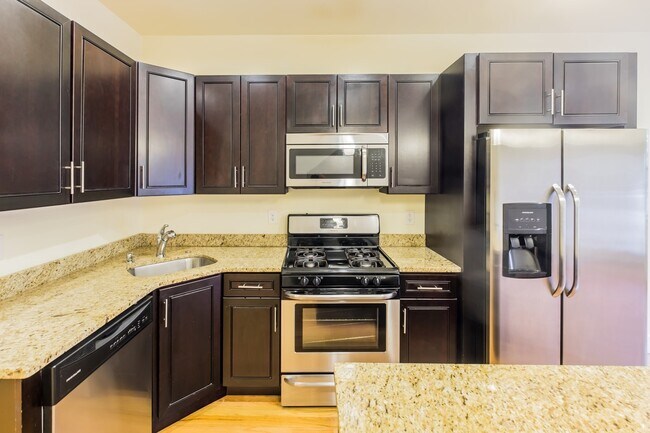 Photo - 1537 Ogden St Apartment