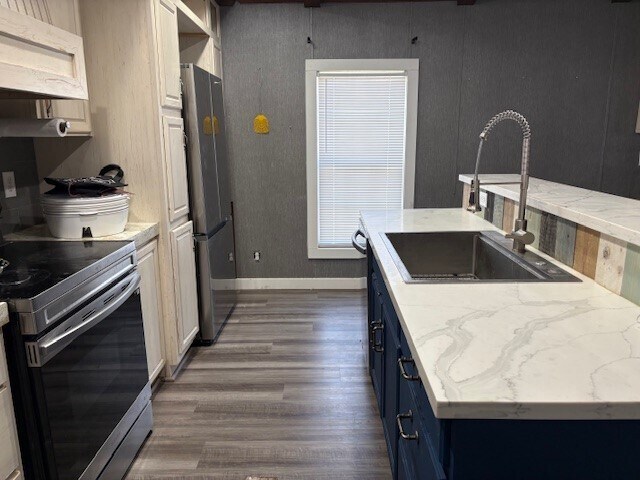 Foto del edificio - 14525 Oak Hill Ln