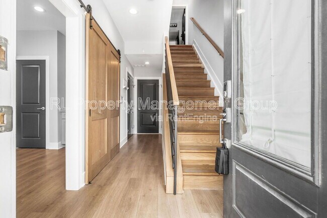 Foto del edificio - 1192 N Grant Ave