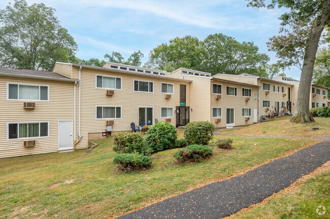 Building Photo - Horizon Homes