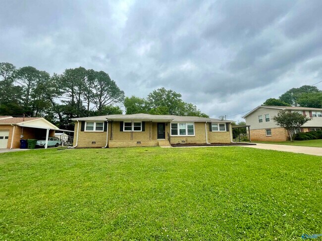 Foto del edificio - 304 Meadowbrook Dr SE