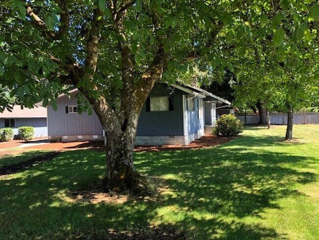 Building Photo - STATUS: UNAVAILABLE; PENDING APPLICATION-R...