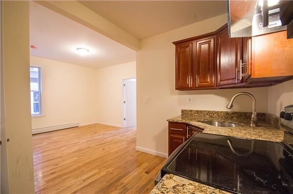 Primary Photo - 710 East 219th Street