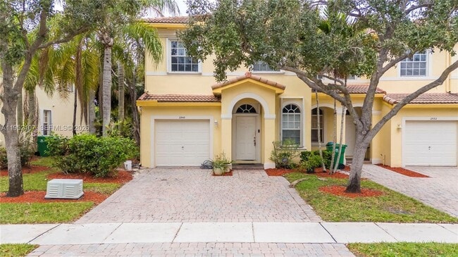 Building Photo - 2540 SW 85th Terrace