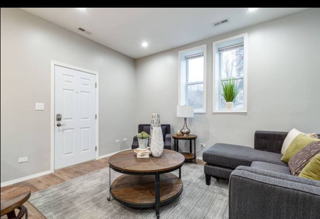 Foto del edificio - 2501 N Southport Ave