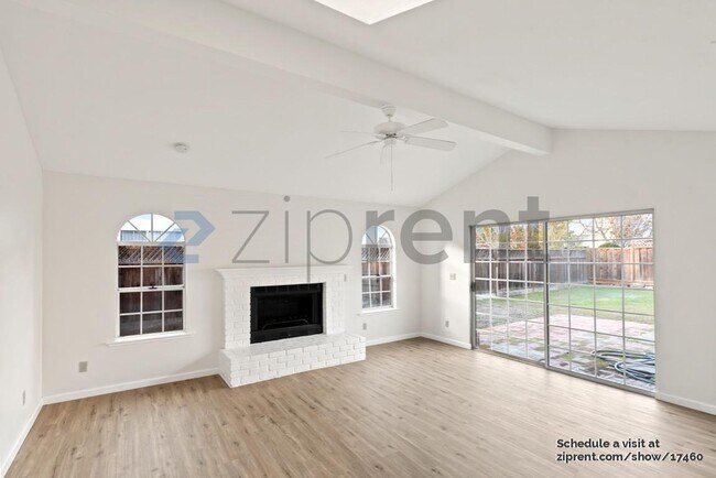 Foto del edificio - 39986 Barbara St