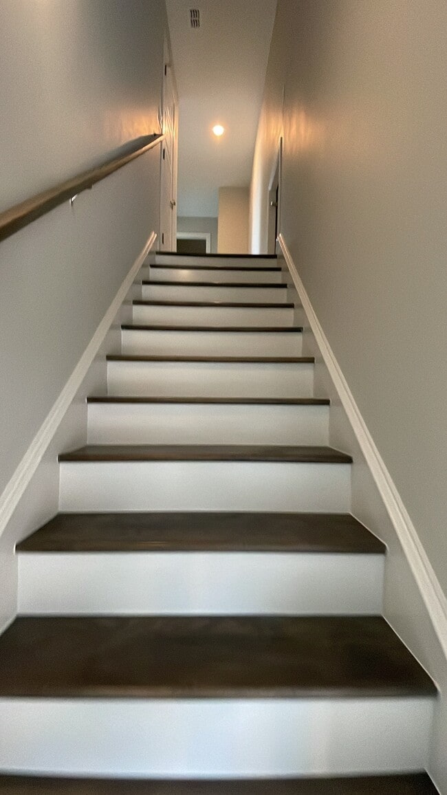 Foto del edificio - 2369 Grove Ln