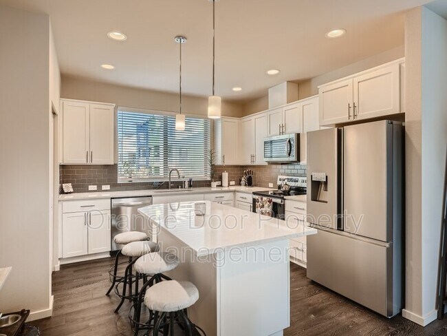 Foto del edificio - 9890 11th Ave SW