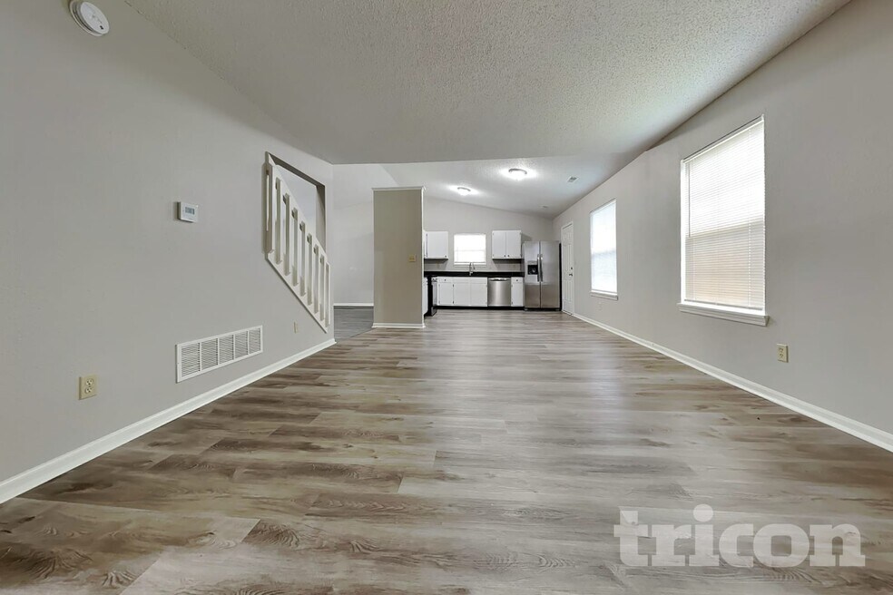 2826 Driving Wind Way