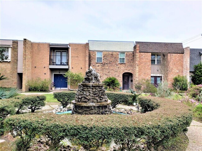 Building Photo - 1285 Blalock Rd
