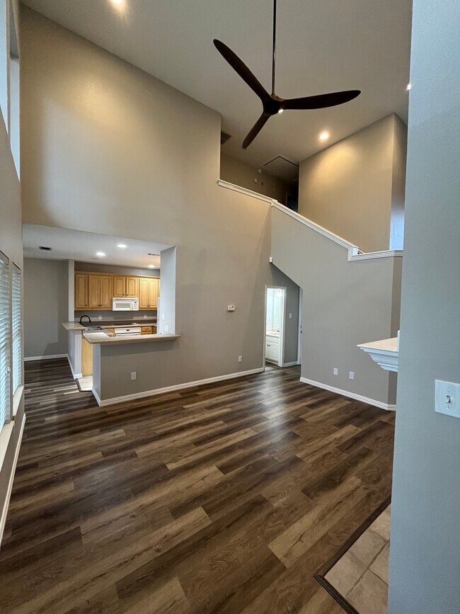 Foto del edificio - 1613 Masters Dr