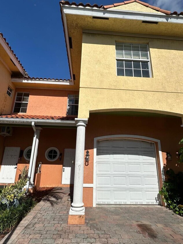 Foto principal - 2307 Washington St