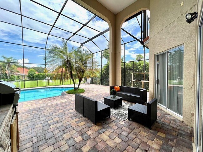 Building Photo - 9060 Heritage Bay Cir