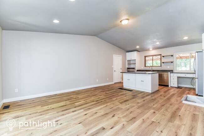 Building Photo - 3915 S Ruskin Place, Colorado Springs, CO,...
