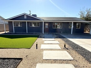 Building Photo - 7413 E Roosevelt St