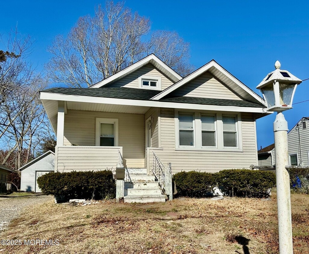 Foto principal - 139 Otis Ave