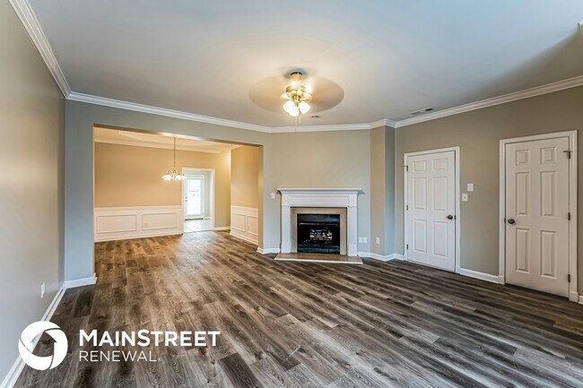 Building Photo - 1008 Lexington Dr