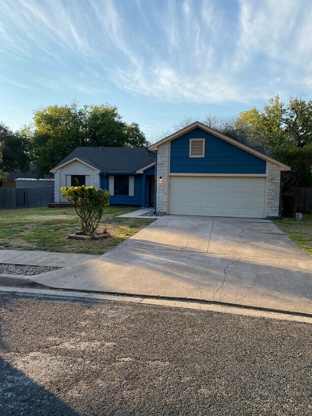 1601 Honeysuckle Ln, Round Rock, TX 78664 House Rental in Round Rock