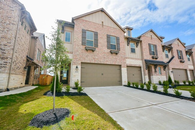 Building Photo - 6551 Scarlet Pond Ln