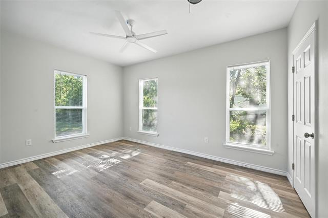 Building Photo - 412 3rd St