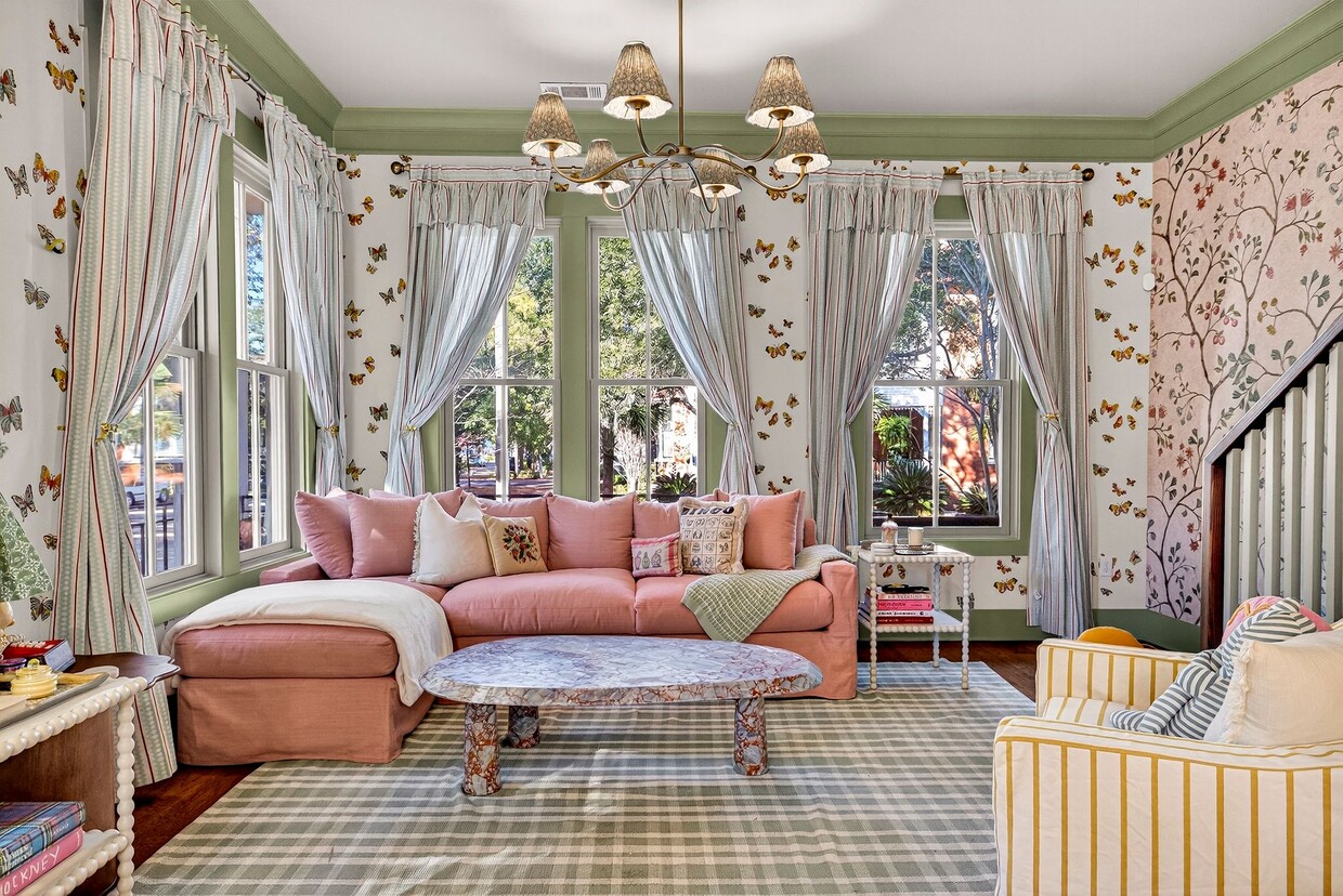 Foto principal - 214 W Gwinnett St