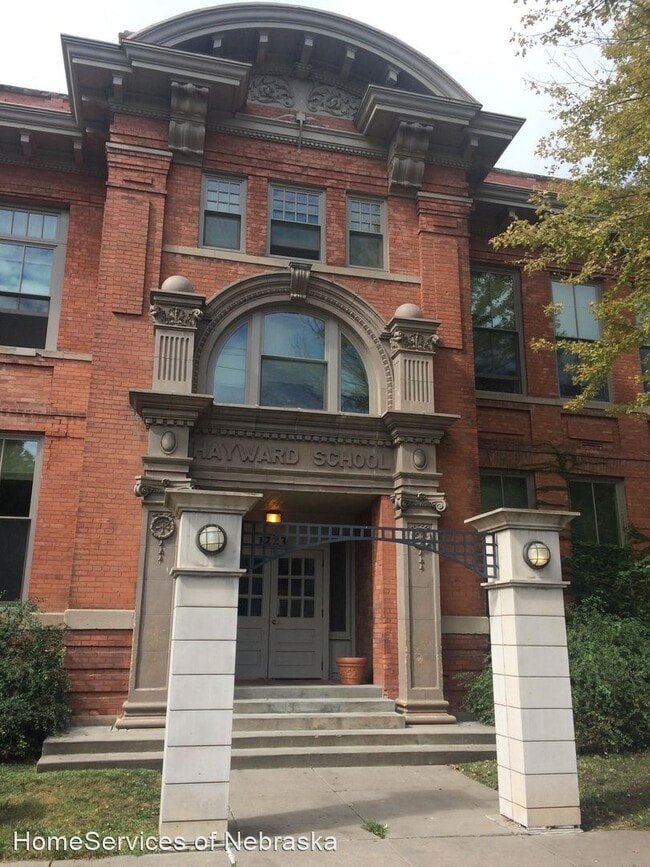 Building Photo - 1223 N 9th St