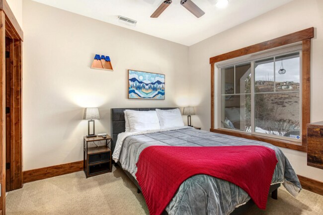 Foto del edificio - 13346 N Highmark Ct
