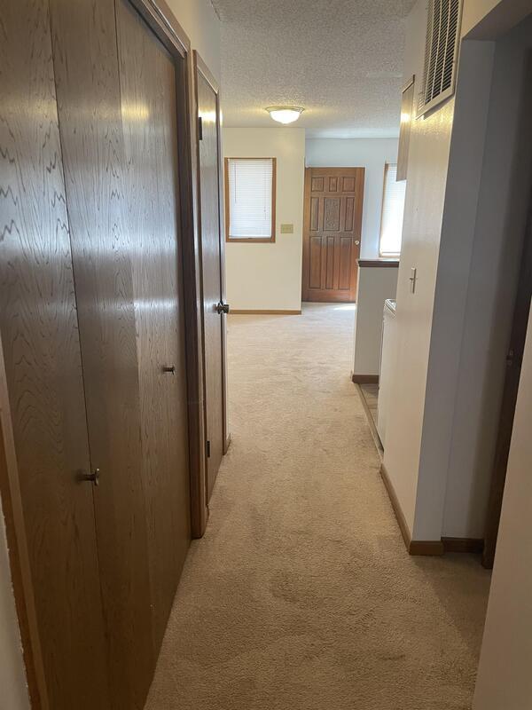 220 E 2nd Ave, Buhler, KS 67522 Condo for Rent in Buhler, KS