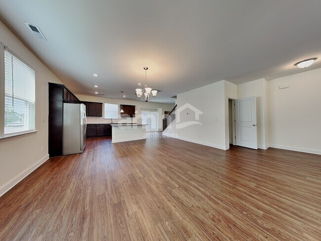 Foto del edificio - 201 Stowe Rd