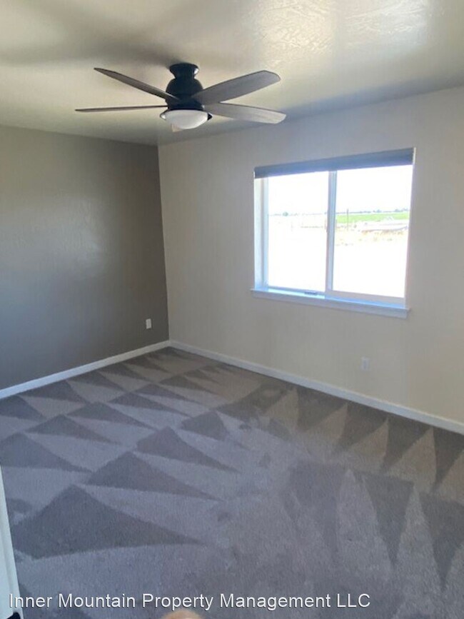 Foto del edificio - 4 br, 2 bath House - 26169 Willard Rd