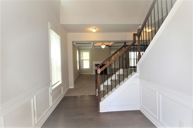Building Photo - 5196 Apple Grove Rd NE