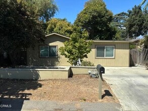 Building Photo - 127 Bundren St