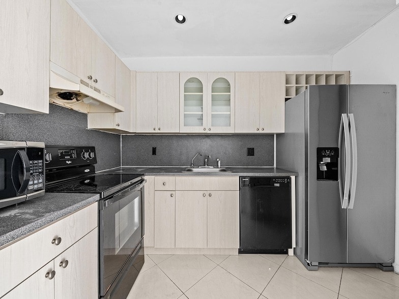 Photo - 1 Jacaranda Country Club Drive Unit 202