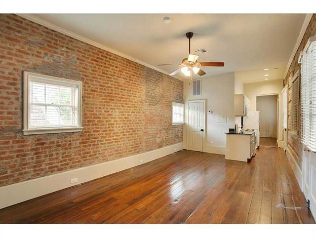 Building Photo - 927 Toulouse St