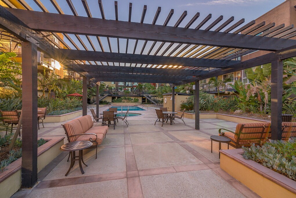 Highridge Apartments in Rancho Palos Verdes, CA Westside Rentals