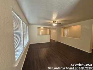 Foto del edificio - 6107 Ironmill Creek