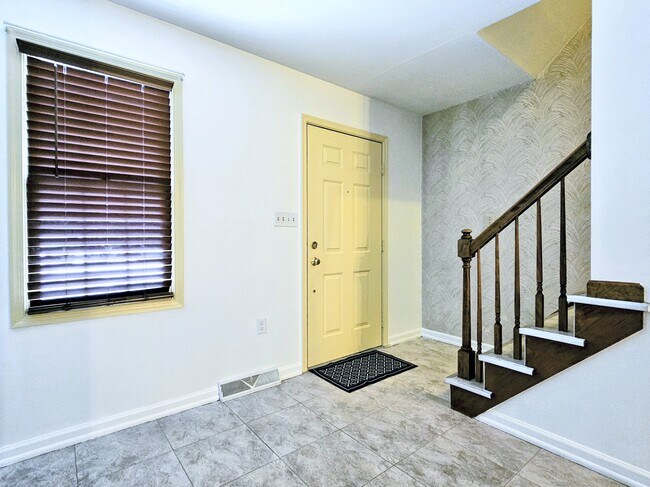 Foto del edificio - 160 Northwood Ct