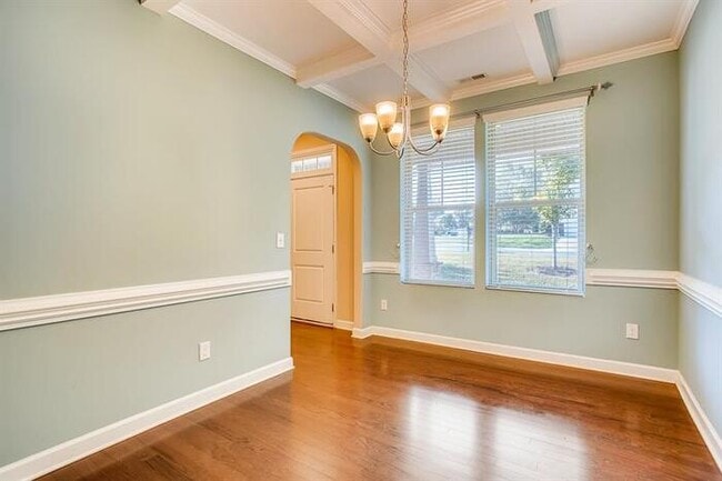Building Photo - 144 Misty Woods Dr, Lake Wylie, SC, 29710