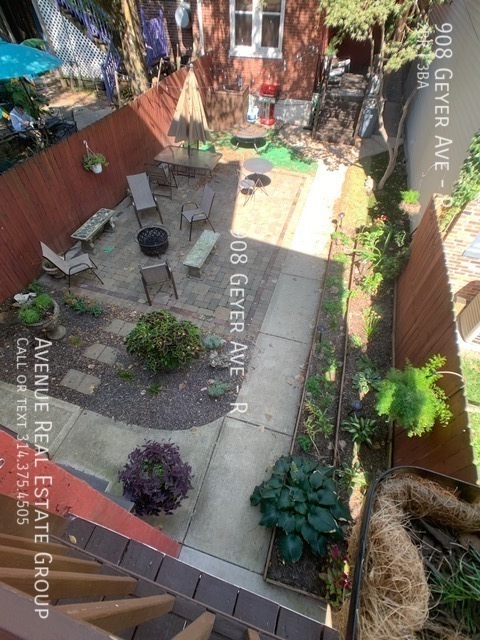 Building Photo - 908 Geyer Ave