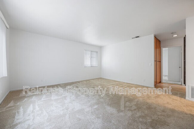 Foto del edificio - 1388 Hygeia Ave